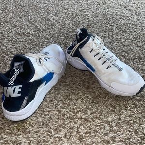 Blue back and white huaraches